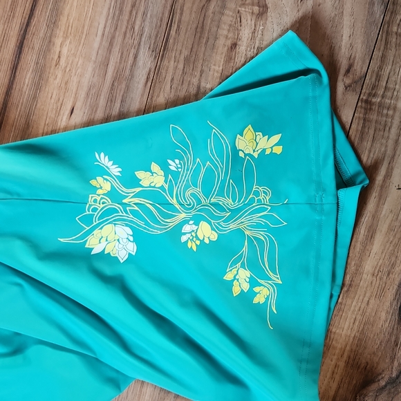 North Face workout tank - Picture 2 of 3